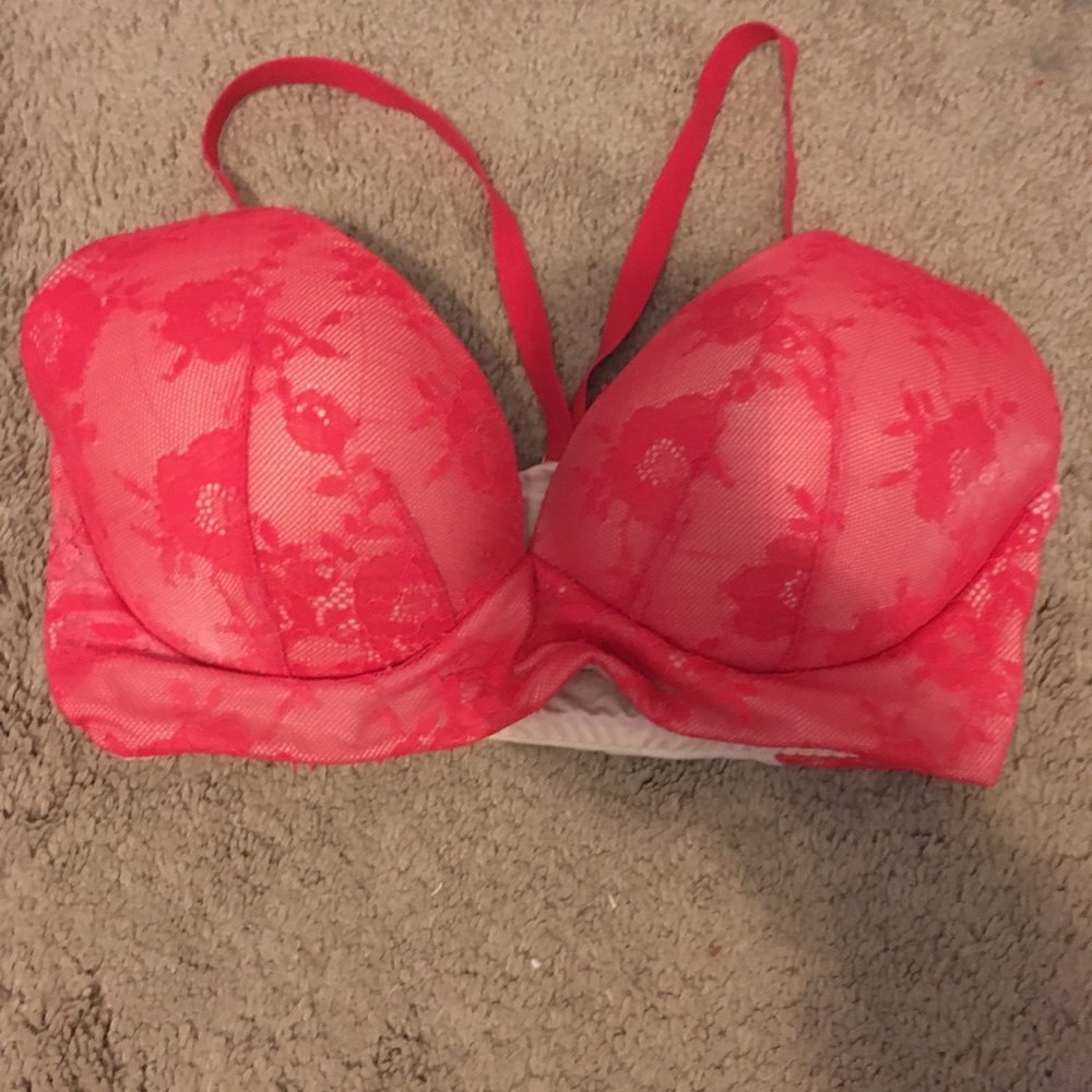 5 FOR $25. Victoria Secret Bra.